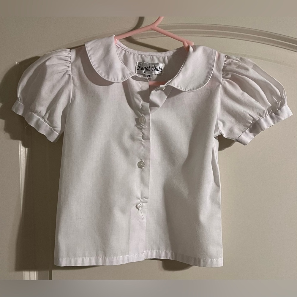 Peter Pan collared top with puff sleeves by Royal Child, size 2T